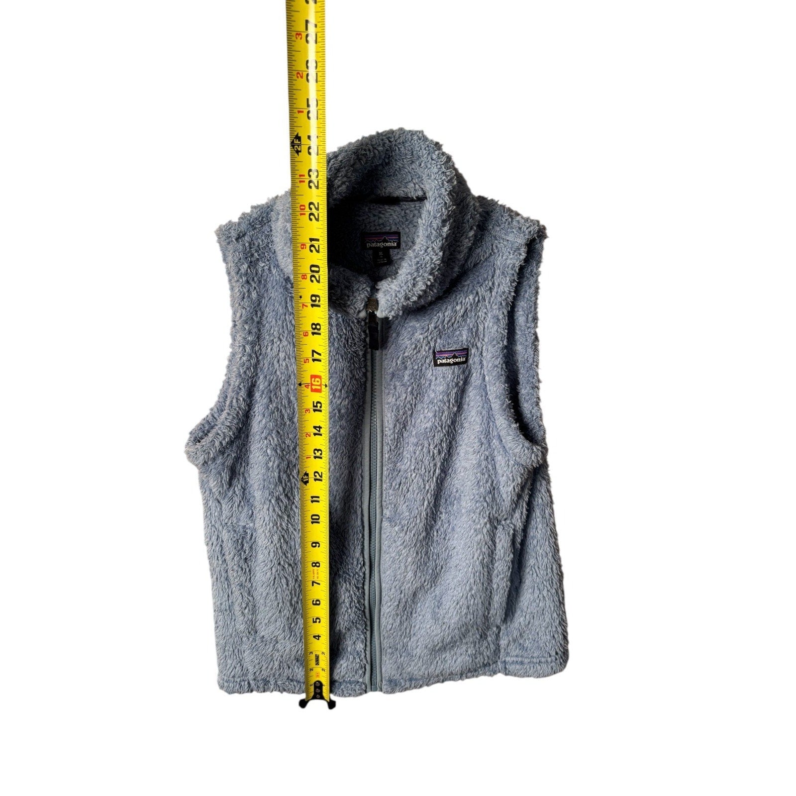 Patagonia Girls Los Gatos / fuzzy fleece full zip vest in light blue, size XL (1