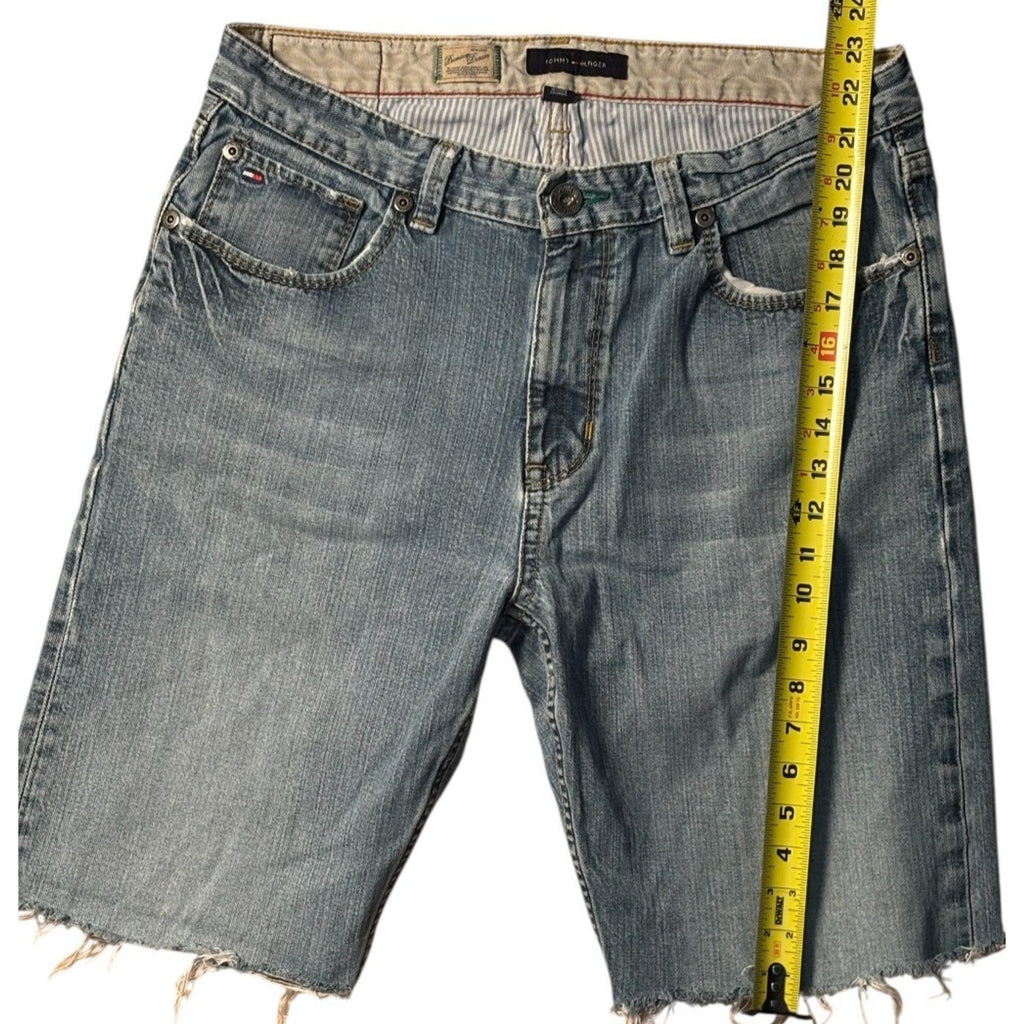Tommy Hilfiger Men’s Denim Cutoff Shorts Size 34 Light Wash Distressed Raw Hem SHT10