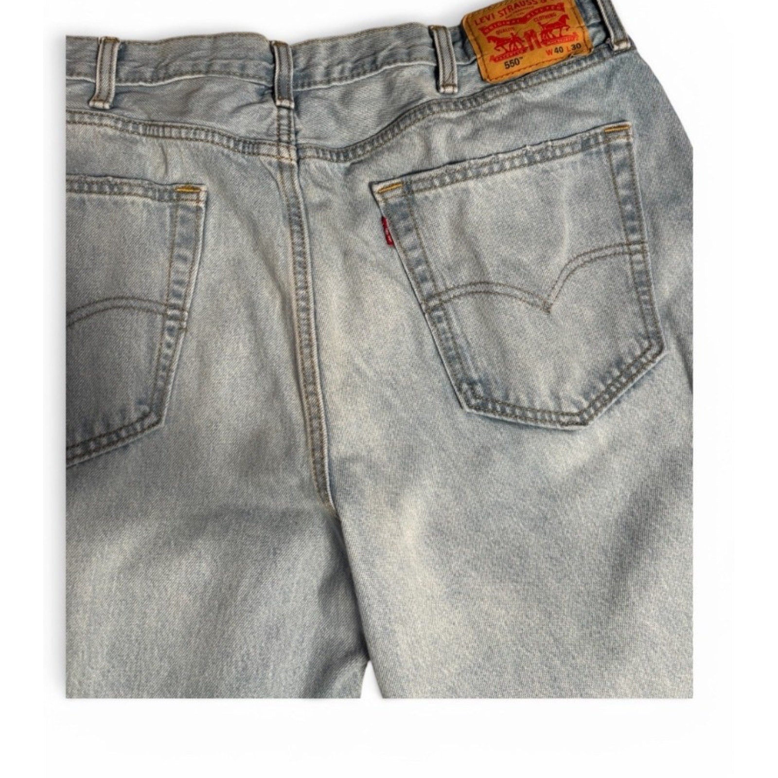 Levi’s 550 40x30 men’s relaxed fit jeans light wash denim tapered leg, 5500103