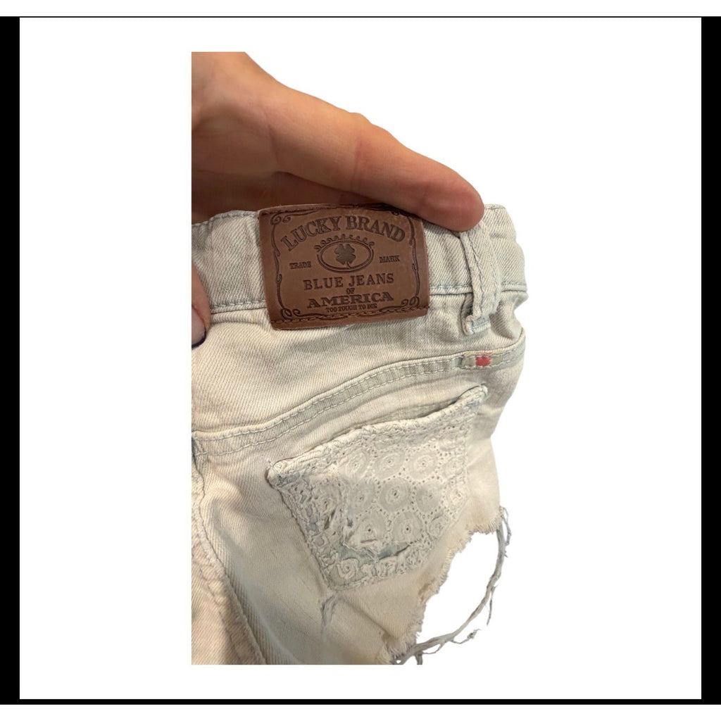 Lucky Brand Riley Shorts Size 7 Embroidered Denim Cutoff