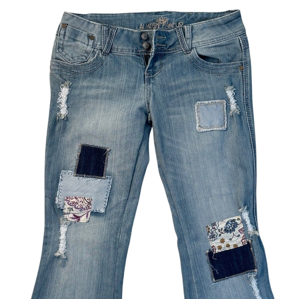 Almost Famous Y2K Patchwork Jeans Flare Distressed Indie Boho Festival 42001