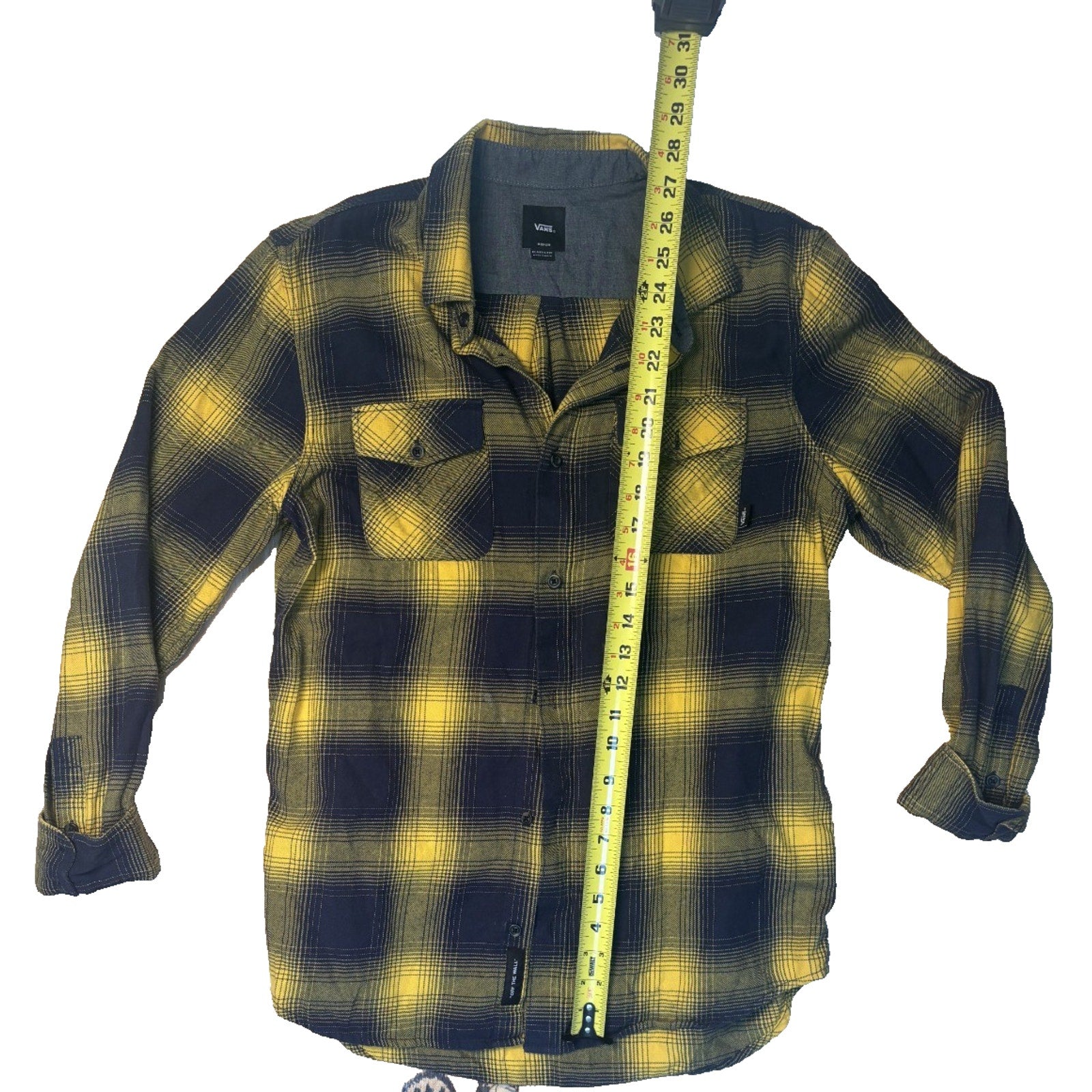 VANS Large 100% Cotton Red/Black Plaid Long-Sleeved Button-Up Flannel Shirt MN07