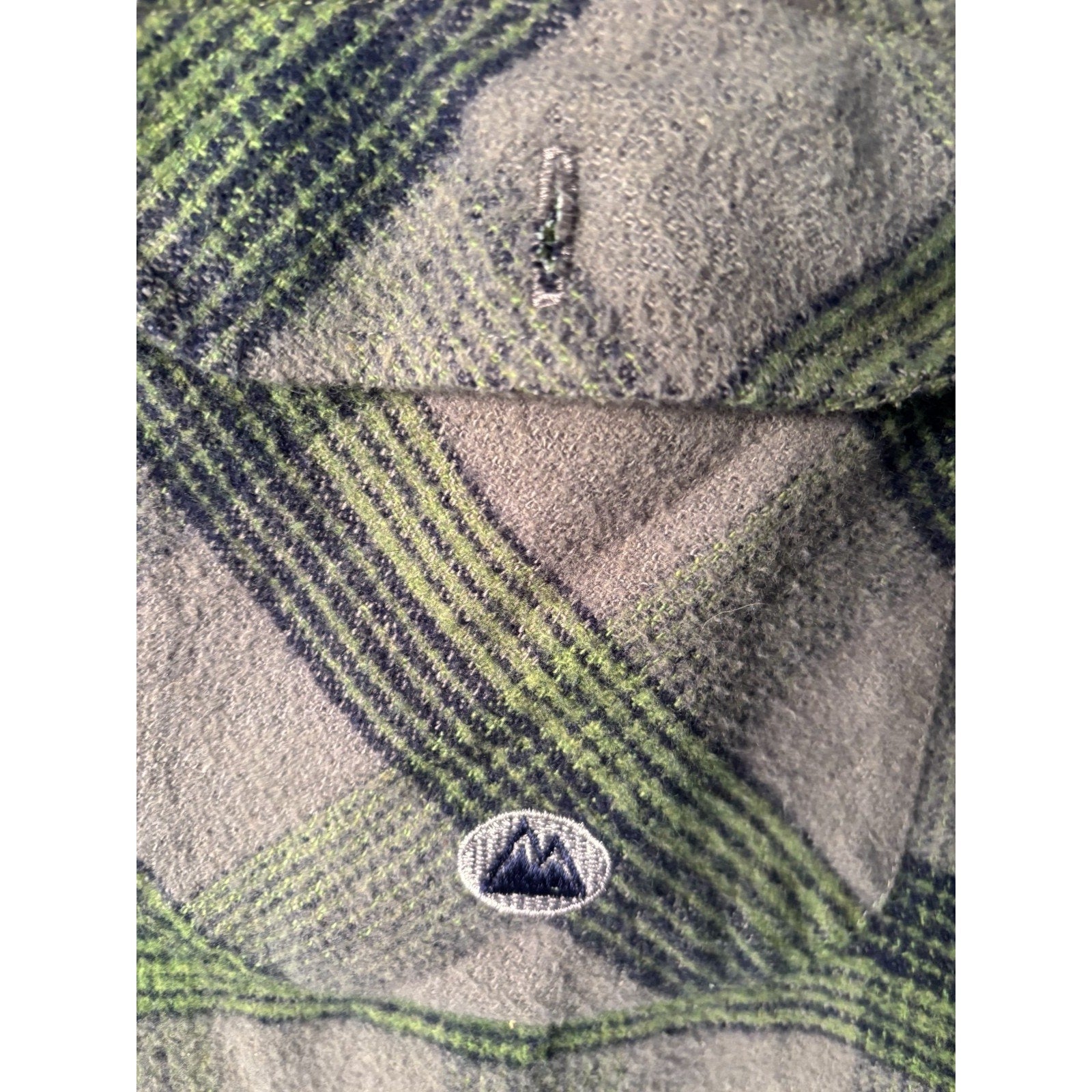 First Down USA Mens XL Plaid Flannel Shirt Gray Green Outdoor Hiking Button Up