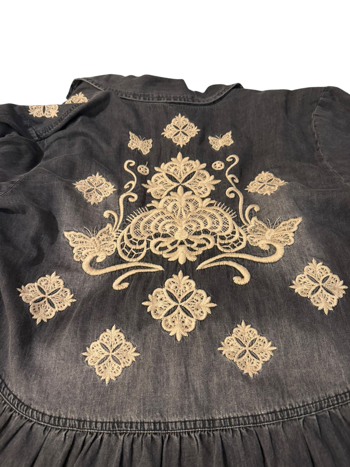 Johnny Was Embroidered Black Denim Babydoll Shirt Jacket M