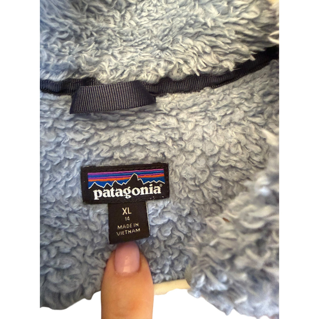 Patagonia Fleece Vest + Sherpa Heart Hoodie Women’s 2 Pc Bundle