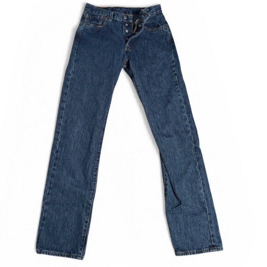 Levi’s 501 Women’s Jeans – W28 L32 – Button Fly – Medium Wash Denim -5010139