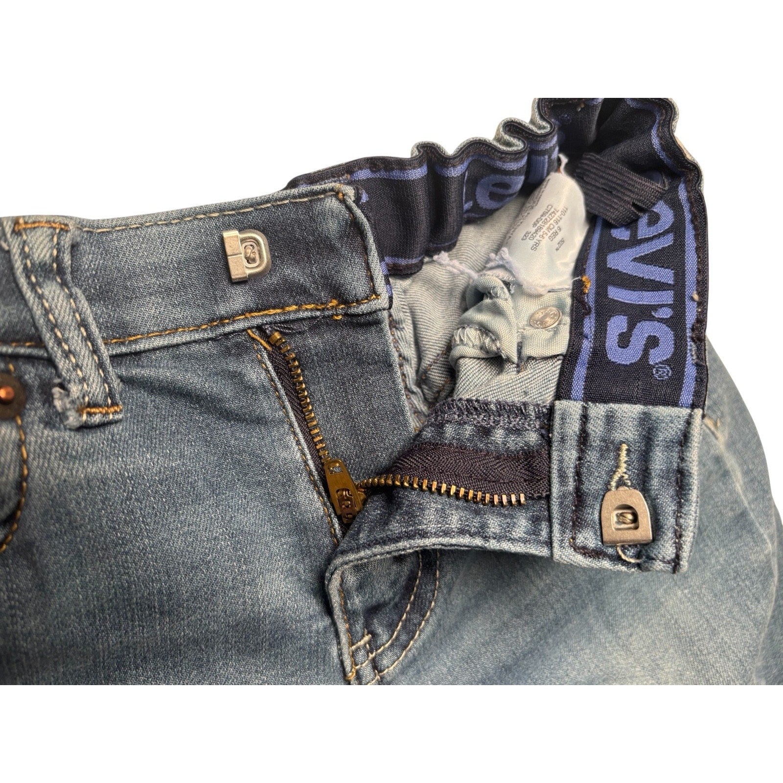 Levi’s 502 KIDS Tapered Jeans Light Wash Stretch Denim KDS12